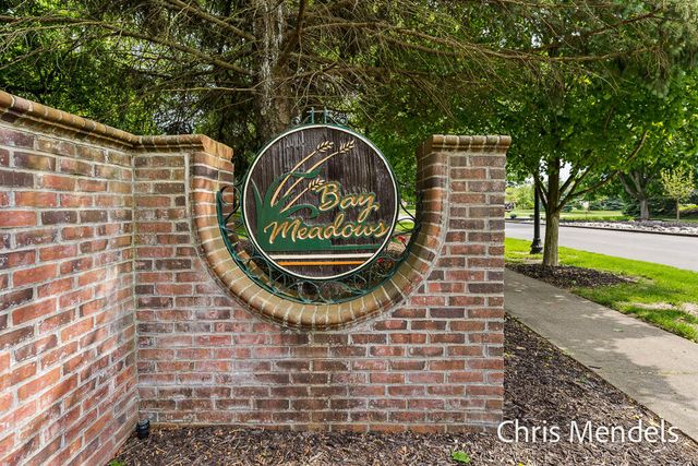 150 Bay Circle Drive, Holland, MI 49424