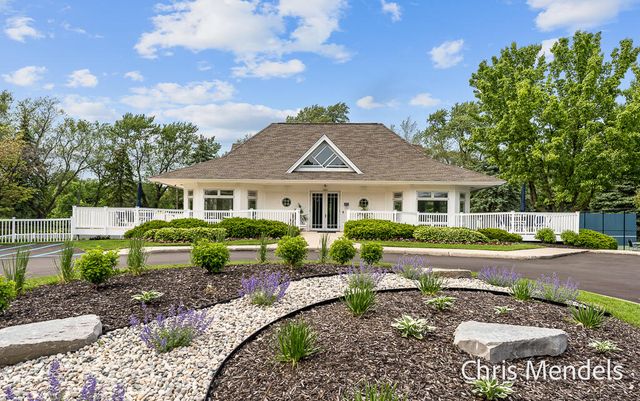 150 Bay Circle Drive, Holland, MI 49424