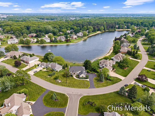 150 Bay Circle Drive, Holland, MI 49424