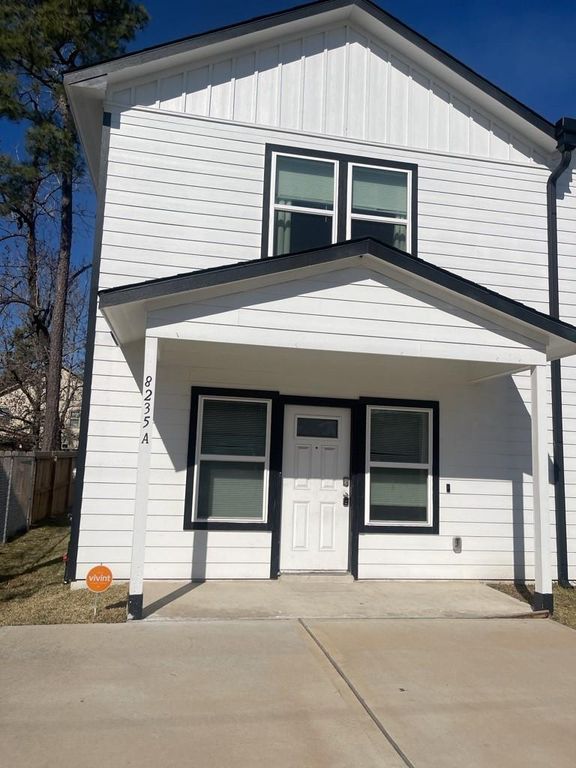 8235 Locksley Road A, Houston, TX 77078