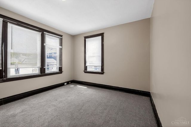 5906 Highland Avenue, Elmwood Place, OH 45216