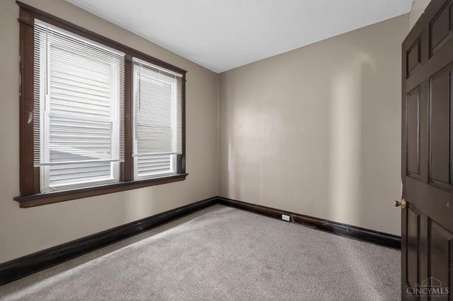 5906 Highland Avenue, Elmwood Place, OH 45216