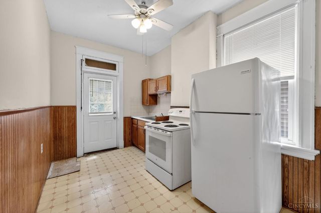 5906 Highland Avenue, Elmwood Place, OH 45216
