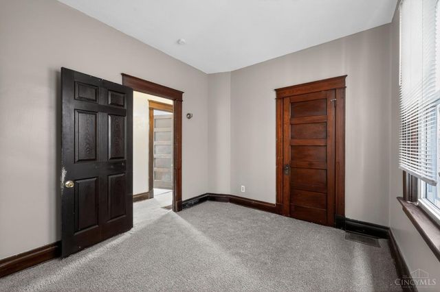 5906 Highland Avenue, Elmwood Place, OH 45216