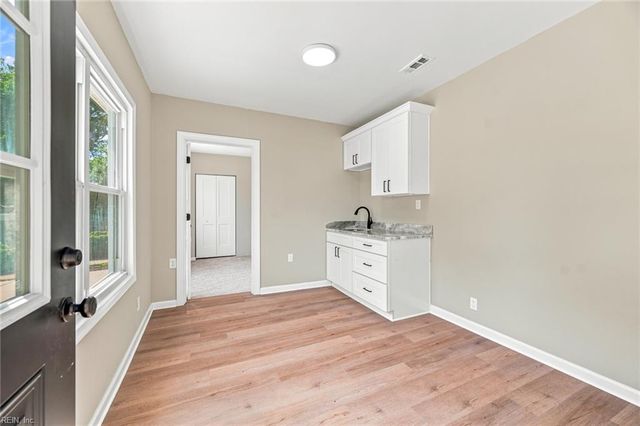 808 Holly Hedge AVE, Virginia Beach, VA 23452