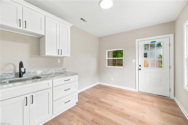 808 Holly Hedge AVE, Virginia Beach, VA 23452