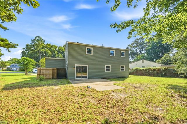 808 Holly Hedge AVE, Virginia Beach, VA 23452