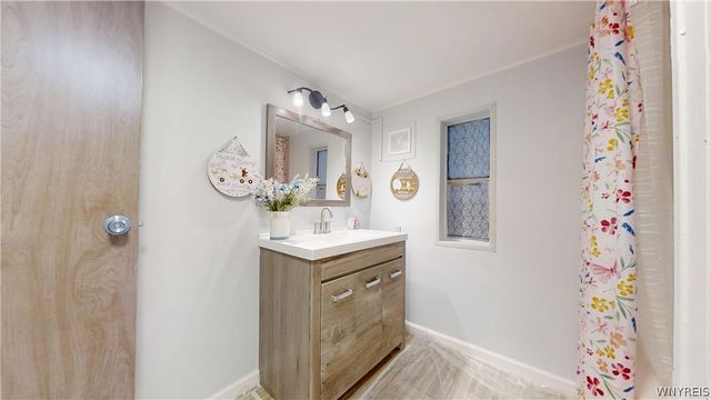 37 Jenny Court, Cheektowaga, NY 14225