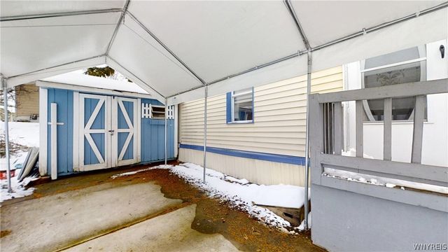 37 Jenny Court, Cheektowaga, NY 14225