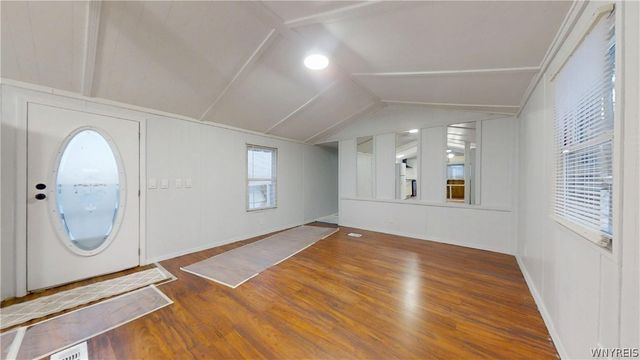 37 Jenny Court, Cheektowaga, NY 14225