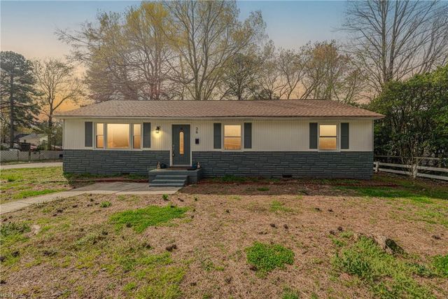 26 Woodhaven RD, Newport News, VA 23608