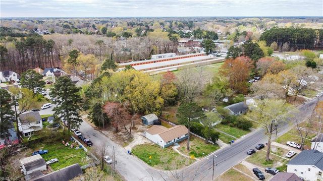 26 Woodhaven RD, Newport News, VA 23608