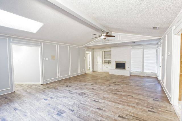 4010-4012 Saint Christopher Lane, Dallas, TX 75287