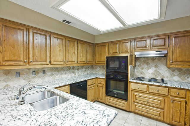 4010-4012 Saint Christopher Lane, Dallas, TX 75287