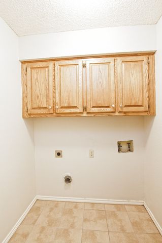 4010-4012 Saint Christopher Lane, Dallas, TX 75287