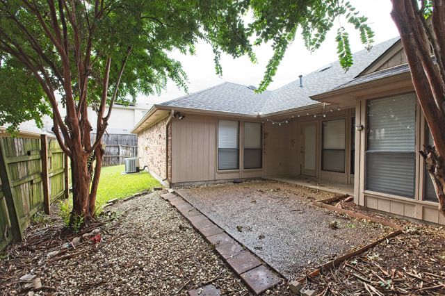 4010-4012 Saint Christopher Lane, Dallas, TX 75287