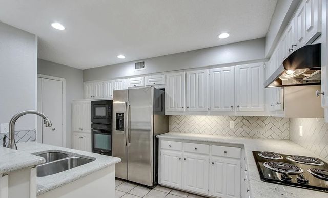 4010-4012 Saint Christopher Lane, Dallas, TX 75287