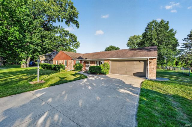 15674 Embers Drive, Mishawaka, IN 46545