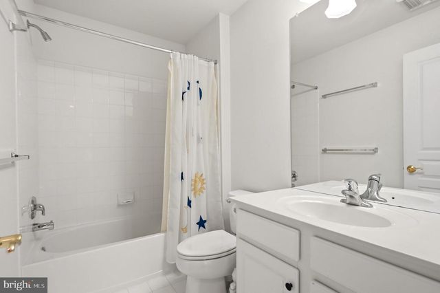 108 PETUNIA DR, Kennett Square, PA 19348