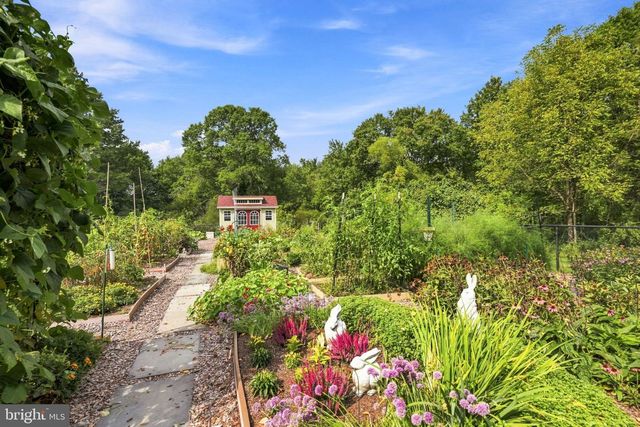 108 PETUNIA DR, Kennett Square, PA 19348