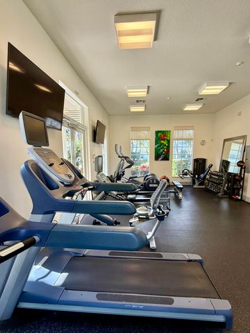 915 Bay Colony Drive S, Juno Beach, FL 33408