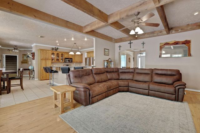 401 Hill Creek Drive, Coldspring, TX 77331