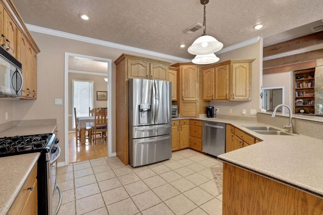 401 Hill Creek Drive, Coldspring, TX 77331