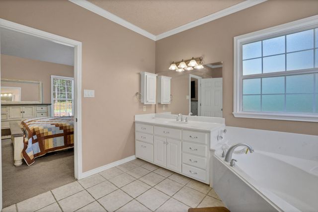401 Hill Creek Drive, Coldspring, TX 77331