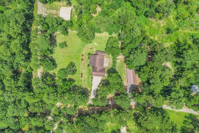 401 Hill Creek Drive, Coldspring, TX 77331