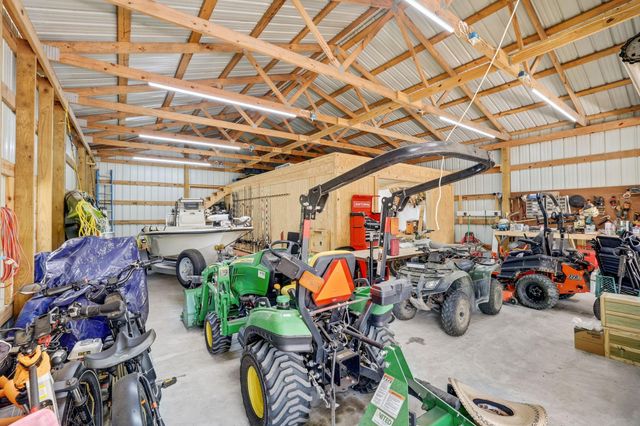 401 Hill Creek Drive, Coldspring, TX 77331