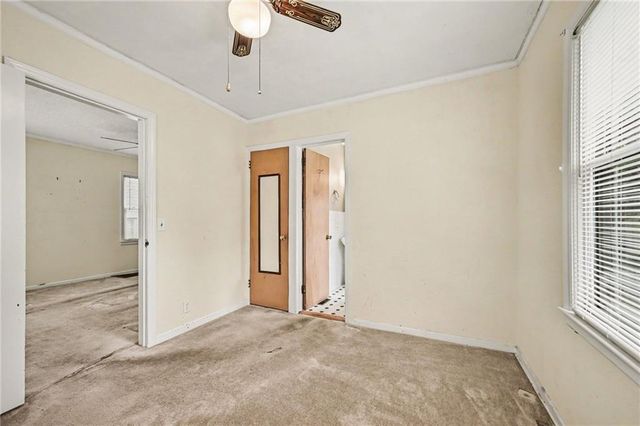 214 E 79th Terrace, Kansas City, MO 64114