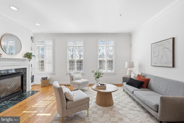 1908 N ADAMS ST, Arlington, VA 22201