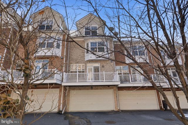 1908 N ADAMS ST, Arlington, VA 22201