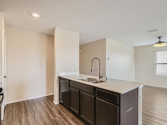 317 Blue Crow Lane, Fort Worth, TX 76052