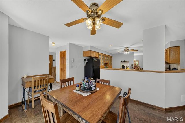 1574 Turkeyfoot Road, Bourbon, MO 65441