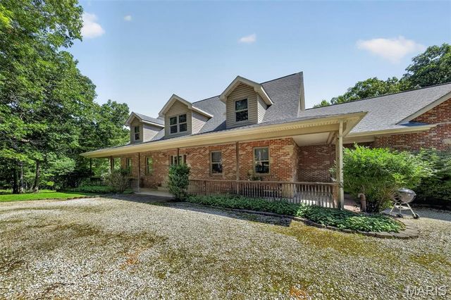 1574 Turkeyfoot Road, Bourbon, MO 65441