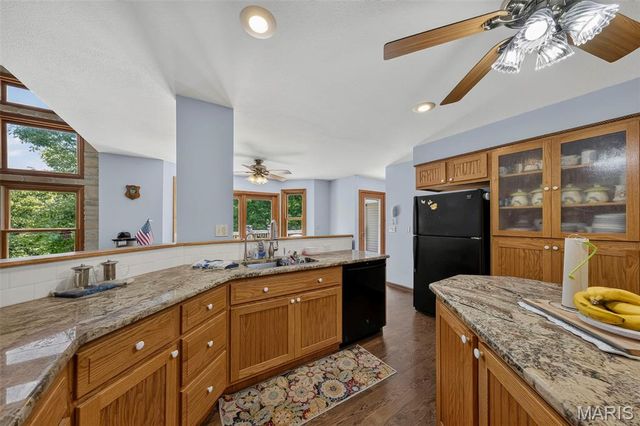 1574 Turkeyfoot Road, Bourbon, MO 65441
