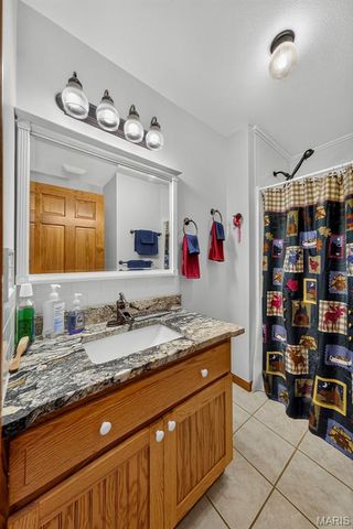 1574 Turkeyfoot Road, Bourbon, MO 65441