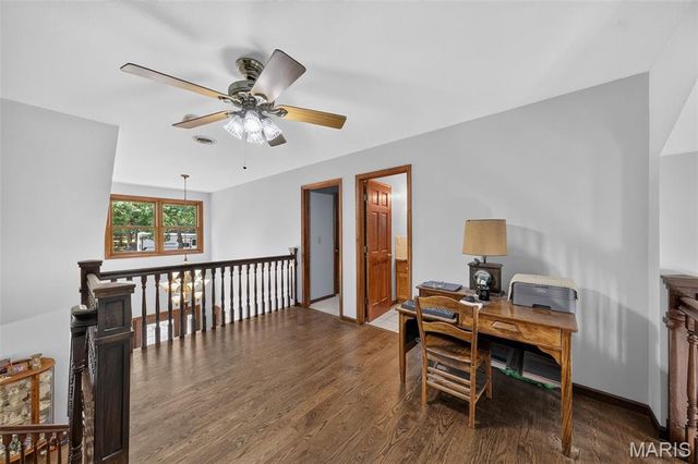 1574 Turkeyfoot Road, Bourbon, MO 65441