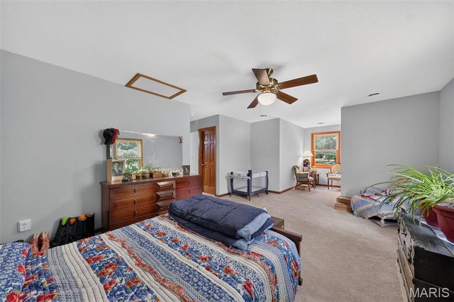 1574 Turkeyfoot Road, Bourbon, MO 65441
