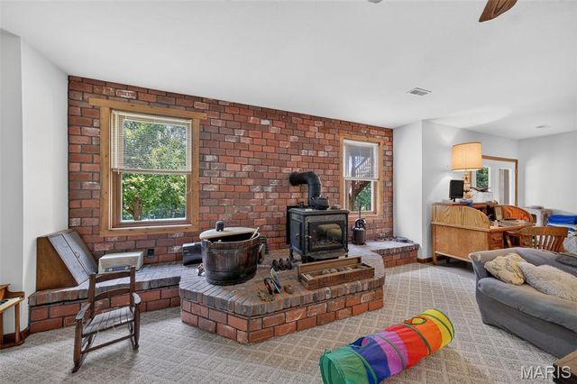 1574 Turkeyfoot Road, Bourbon, MO 65441