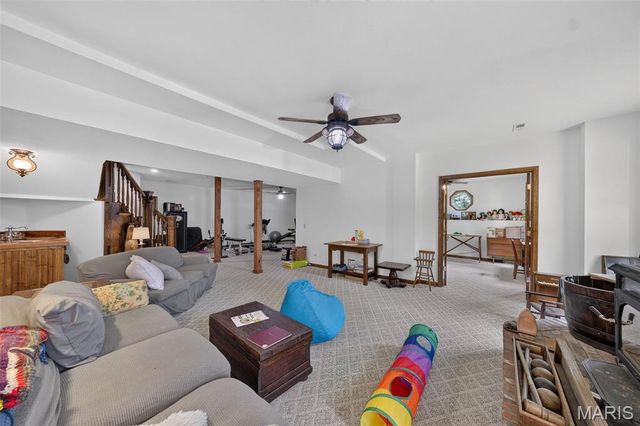 1574 Turkeyfoot Road, Bourbon, MO 65441