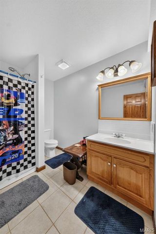 1574 Turkeyfoot Road, Bourbon, MO 65441