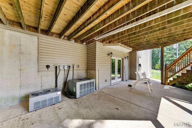 1574 Turkeyfoot Road, Bourbon, MO 65441