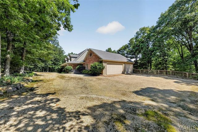 1574 Turkeyfoot Road, Bourbon, MO 65441