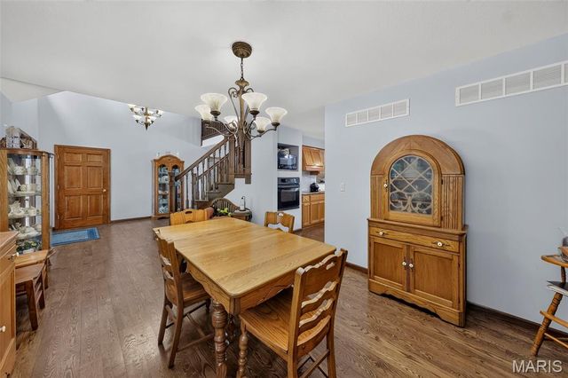1574 Turkeyfoot Road, Bourbon, MO 65441