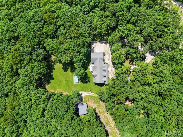 1574 Turkeyfoot Road, Bourbon, MO 65441