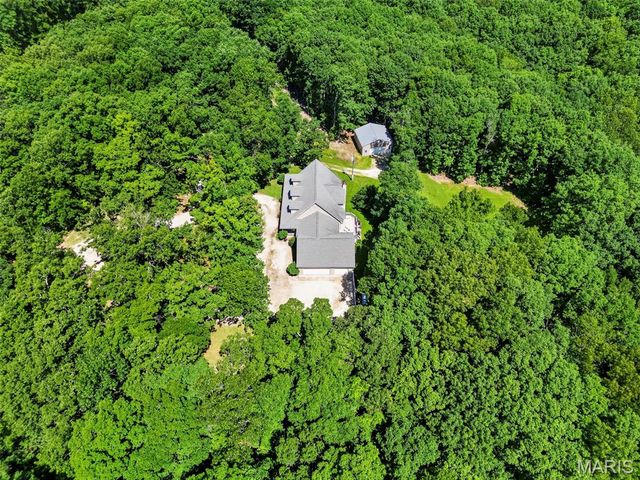 1574 Turkeyfoot Road, Bourbon, MO 65441