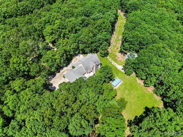 1574 Turkeyfoot Road, Bourbon, MO 65441