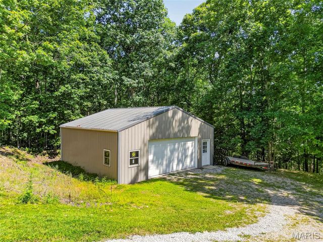 1574 Turkeyfoot Road, Bourbon, MO 65441